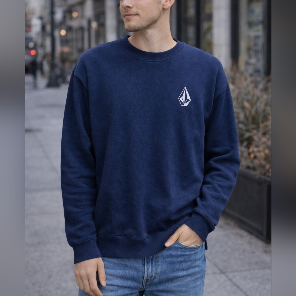 Volcom Size L Dark Blue Crewneck Knit Sweater Logo Pullover Men’s Streetwear